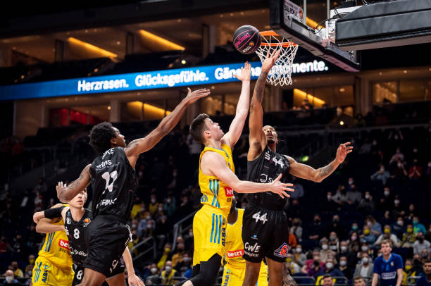 期间进行更 期间进行更